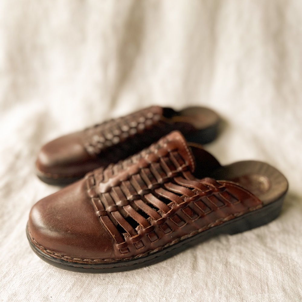 VINTAGE Brazil Leather Woven Mule Sandals Size 8.5